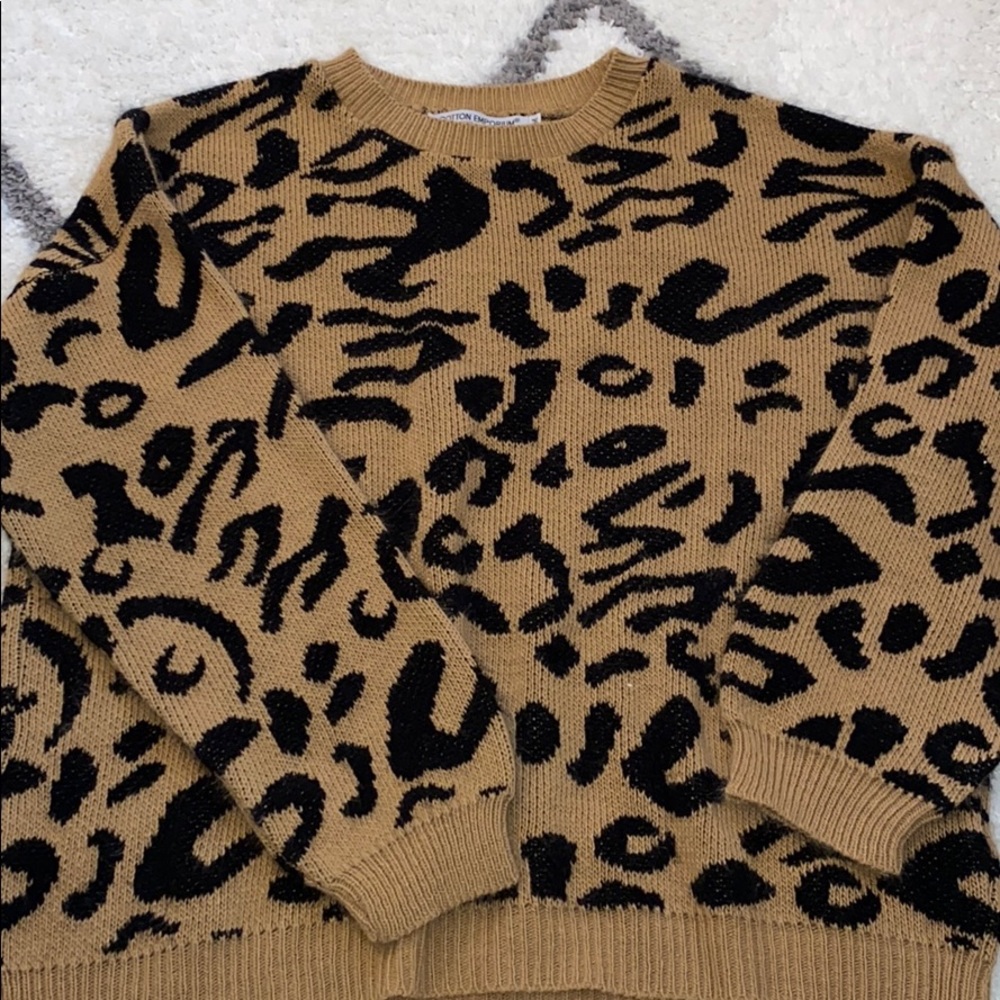Worn once cotton emporium animal print sweater